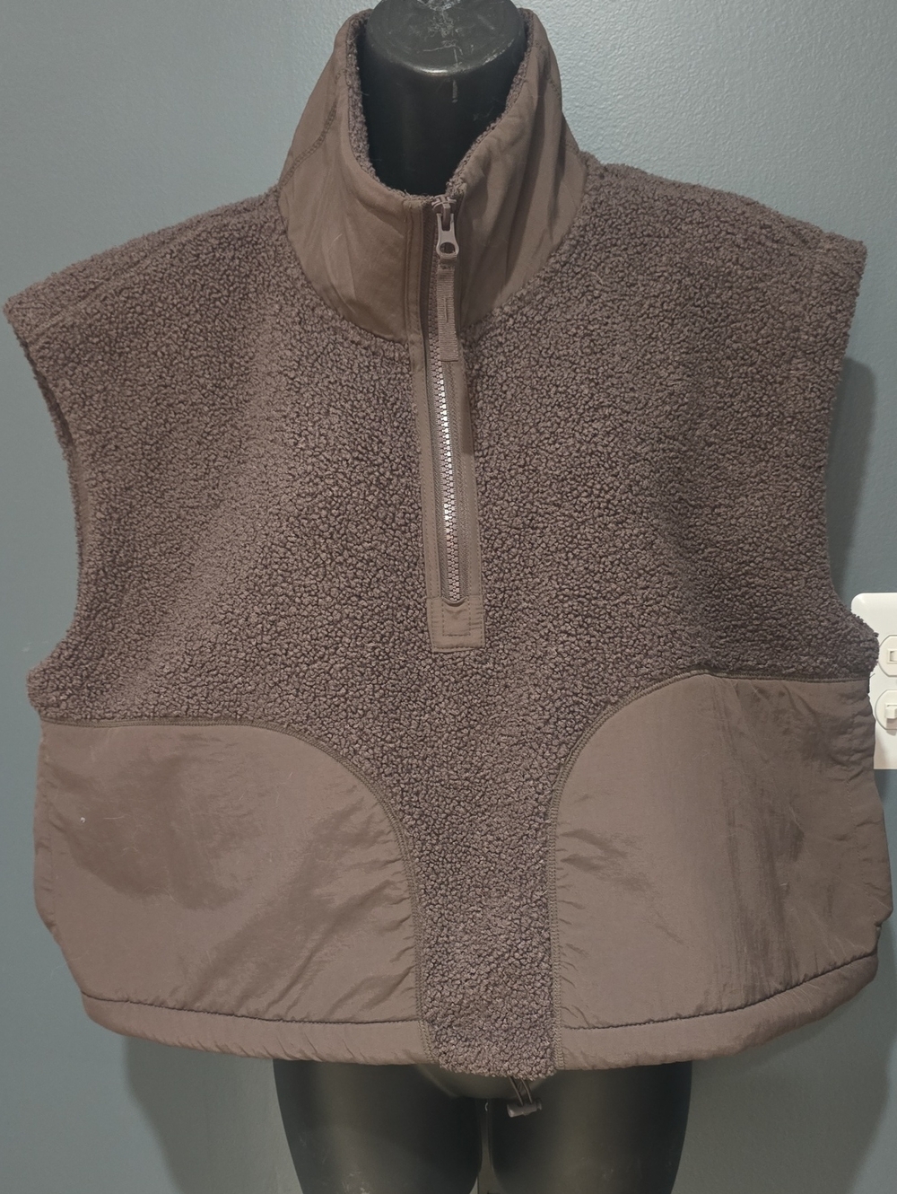 FLX Plush Brown Sherpa 1/4 Zip-Neck Cropped Vest Sz XL